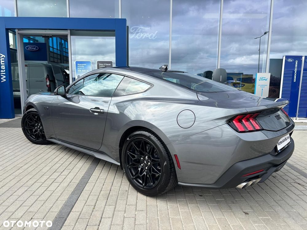 Ford Mustang 5.0 Ti-VCT V8 GT - 2