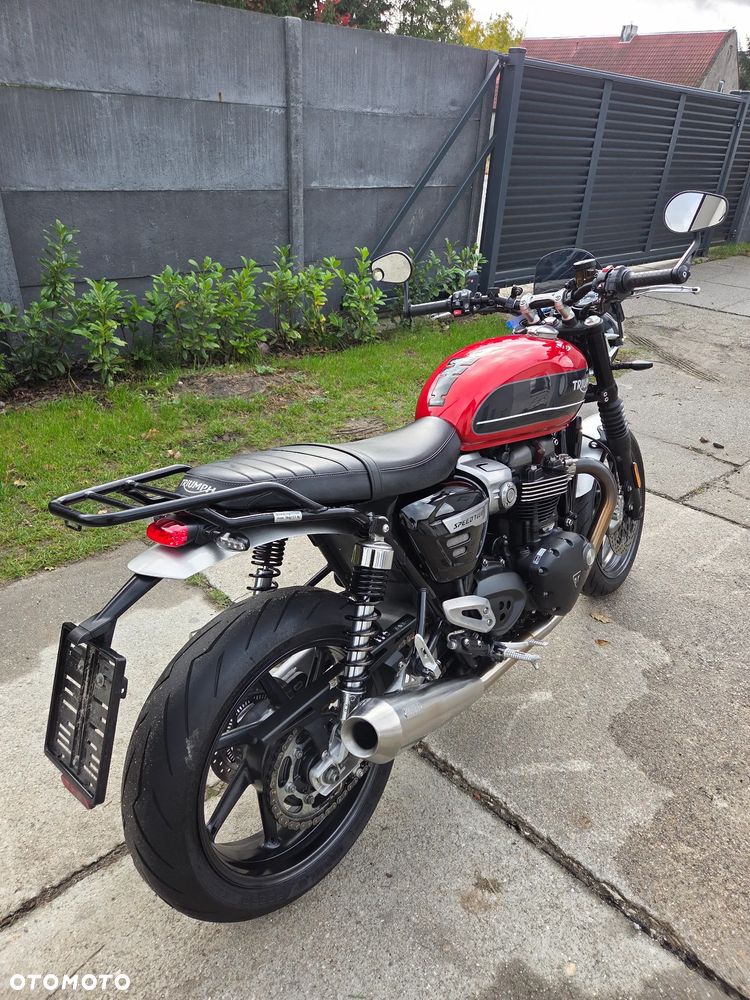 Triumph Speed Twin - 12