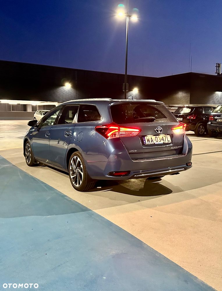 Toyota Auris 1.8 HSD Luna - 6