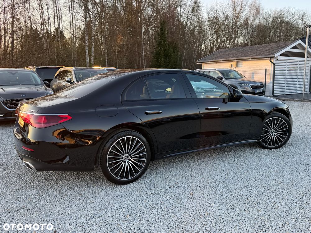 Mercedes-Benz Klasa E 400e 4Matic 9G-TRONIC - 20
