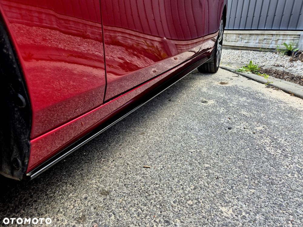 Mazda 3 e-SKYACTIV-G 122 M HYBRID EXCLUSIVE-LINE - 28