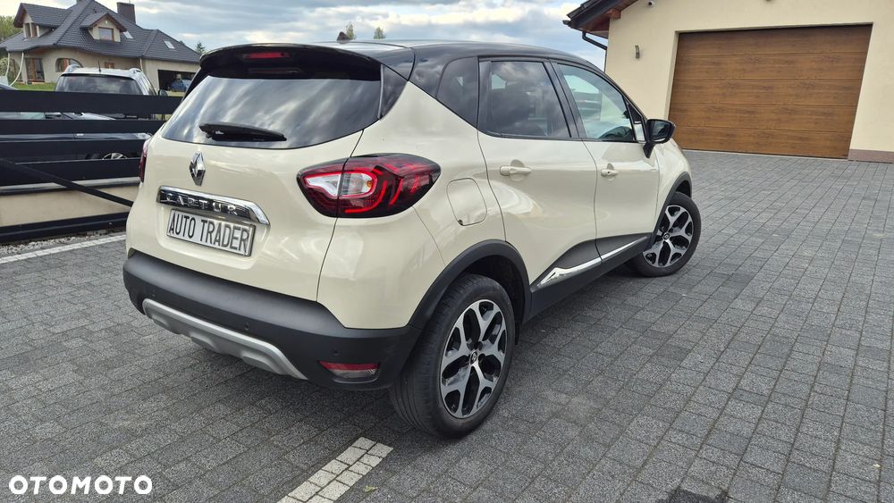 Renault Captur ENERGY TCe 120 EDC Elysee - 4