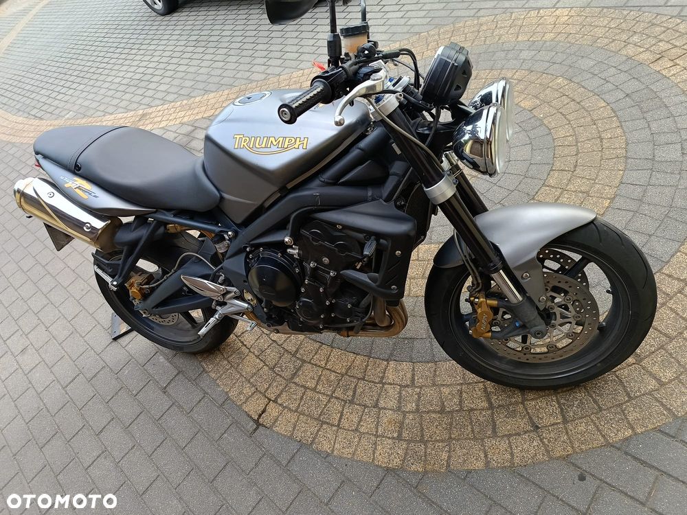 Triumph Street Triple - 2