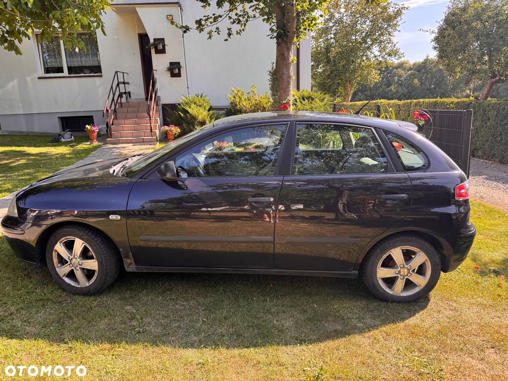 Seat Ibiza 1.4 16V Reference - 6