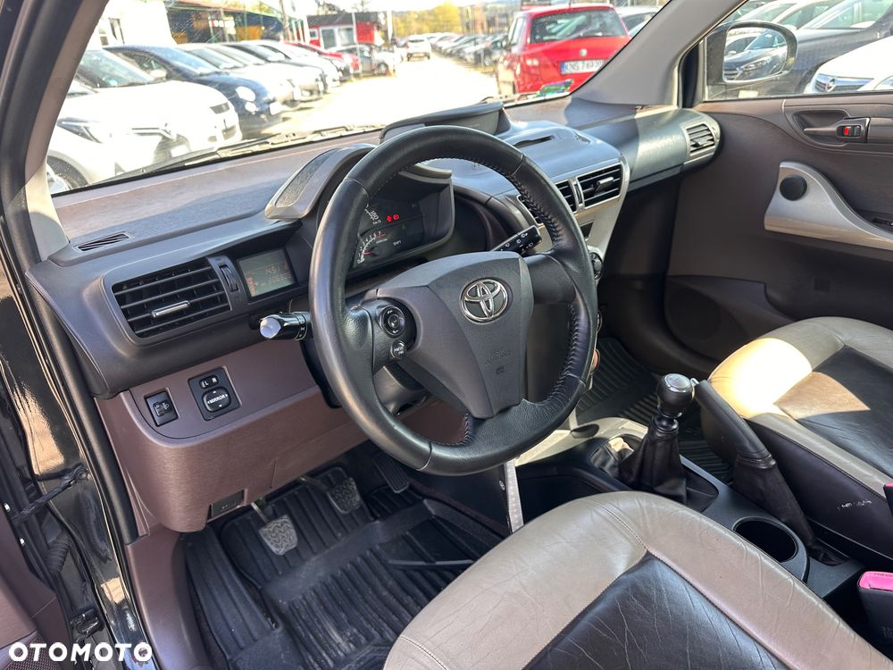 Toyota iQ 1.0 Sol - 6