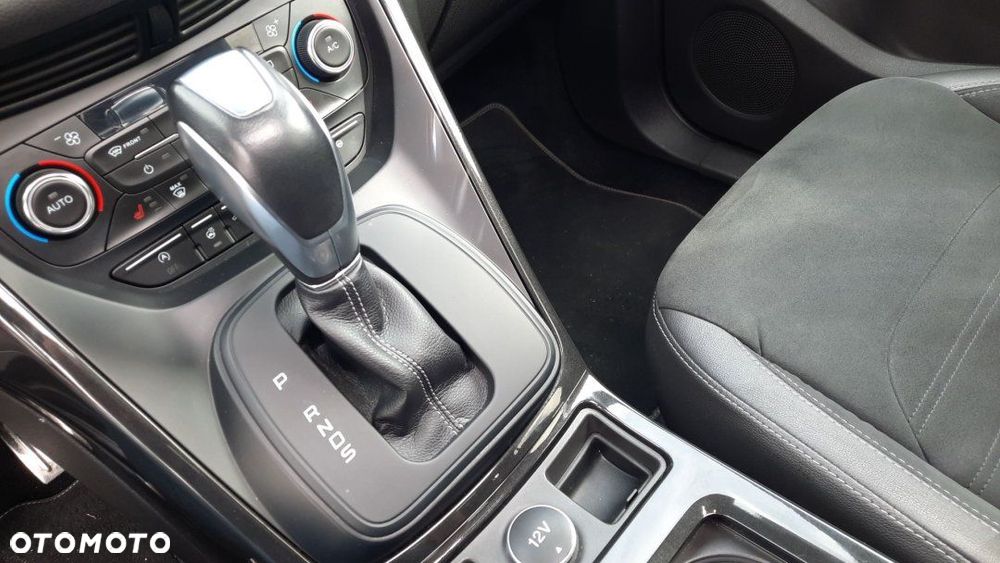 Ford Kuga - 16