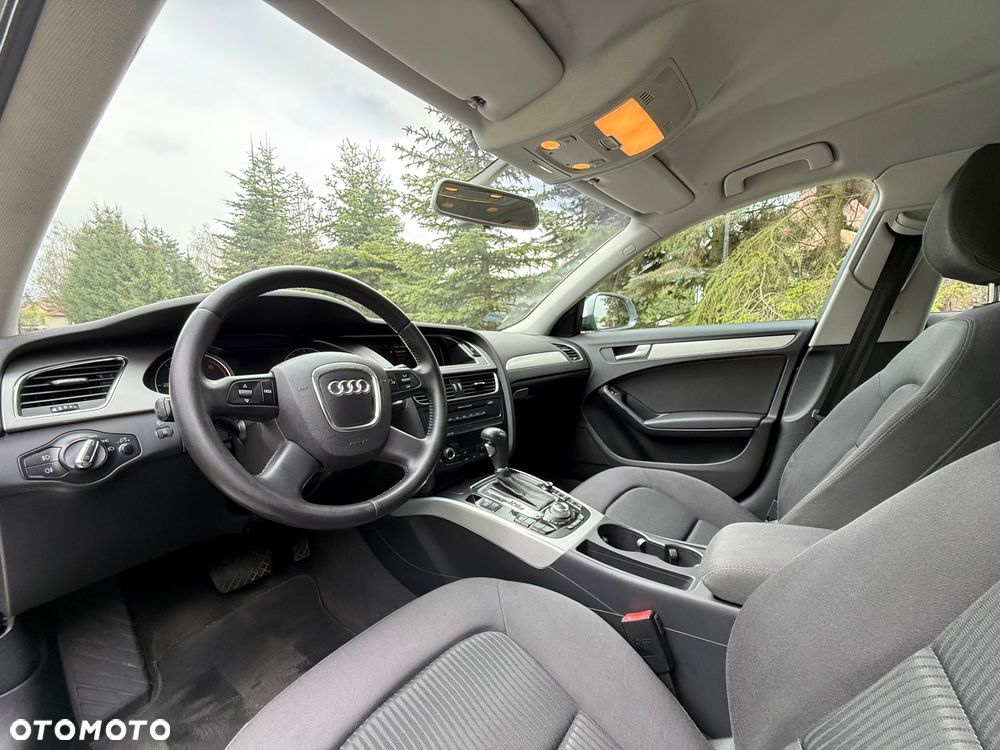 Audi A4 Avant 2.0 TDI DPF multitronic Ambiente - 14