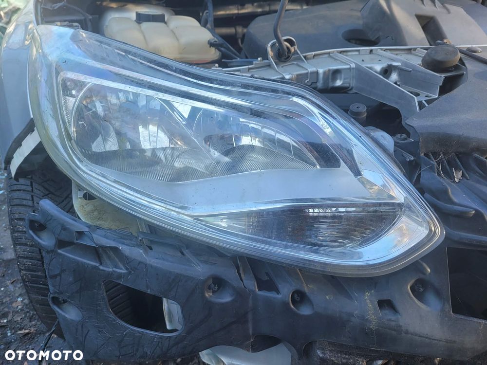 Lampy przód Ford Focus mk3 - 5