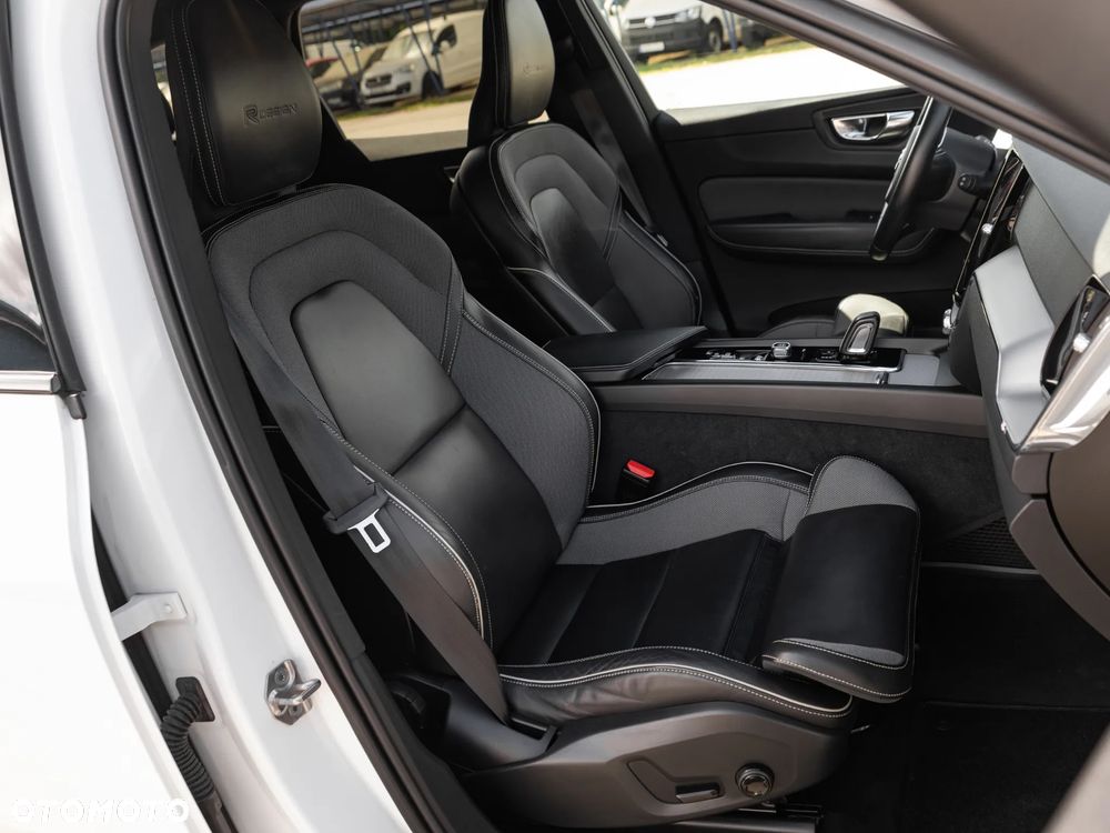 Volvo XC 60 - 26