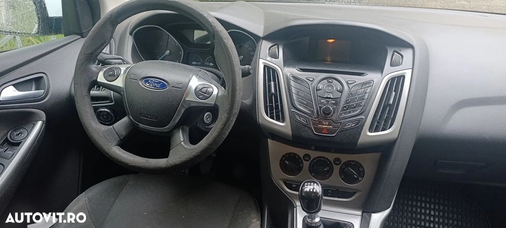 Ford Focus Turnier 1.6 TDCi ECOnetic 99g Start-Stopp-Sy SYNC Edition - 3