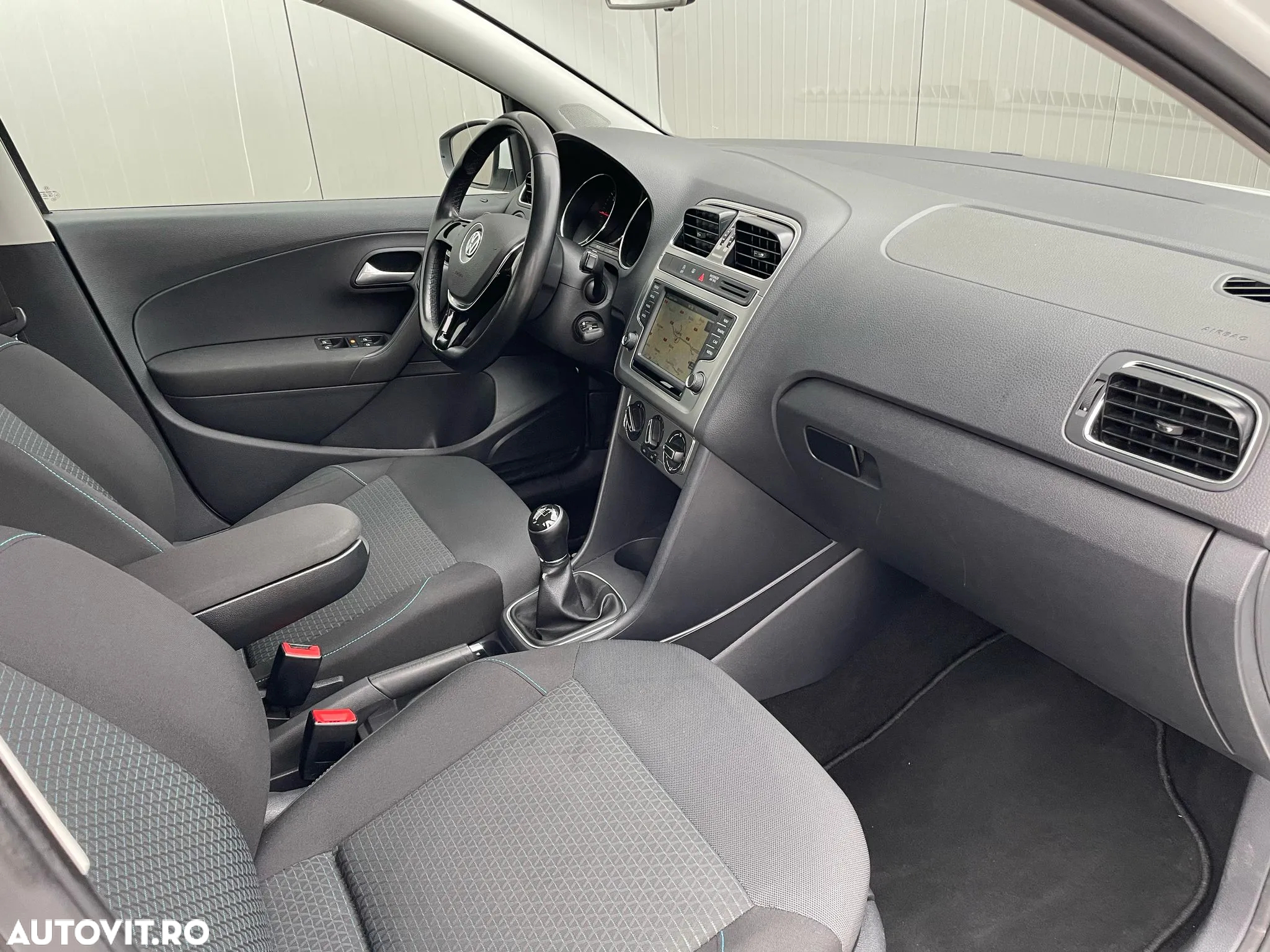 Volkswagen Polo 1.4 TDI (Blue Motion Technology) Comfortline - 7