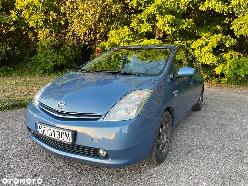 Toyota Prius - 1