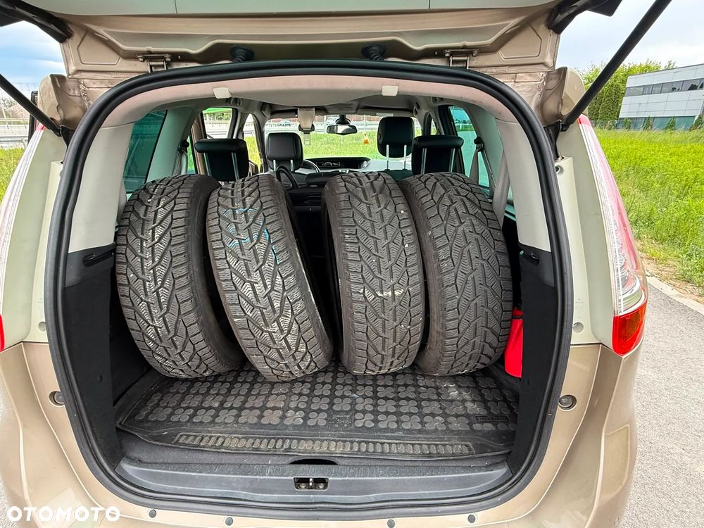Renault Scenic ENERGY TCe 115 S&S Bose Edition - 14
