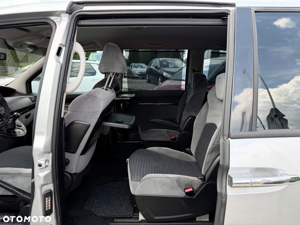 Citroën C8 2.0 16V Confort - 13