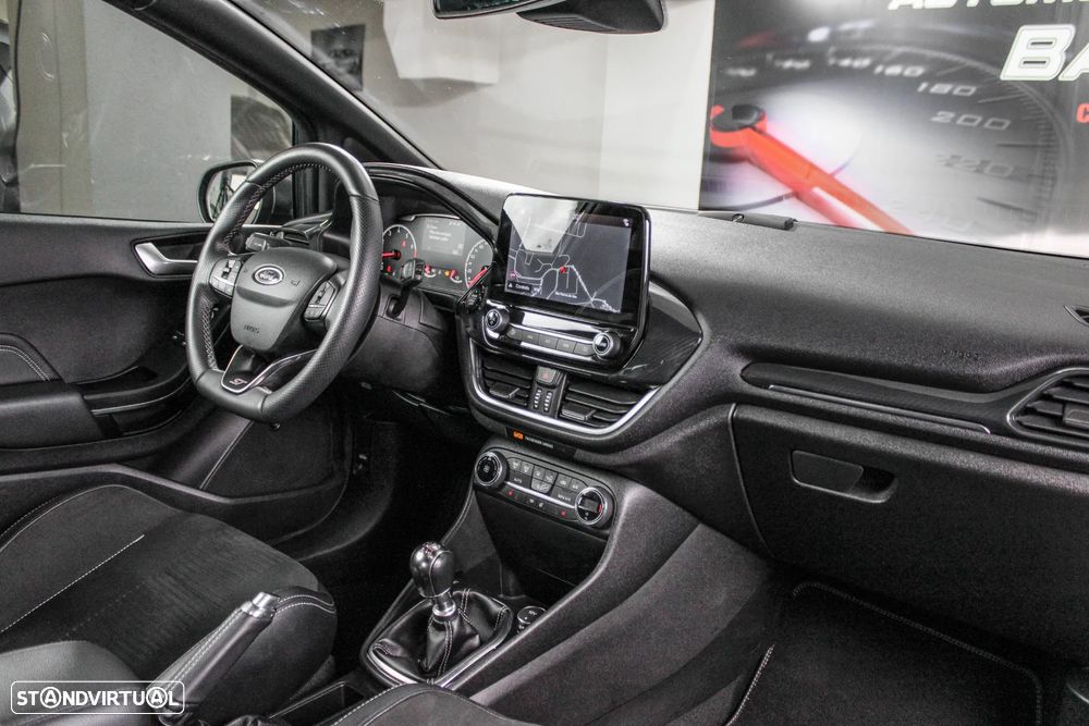 Ford Fiesta 1.5 EcoBoost S&S ST X - 31