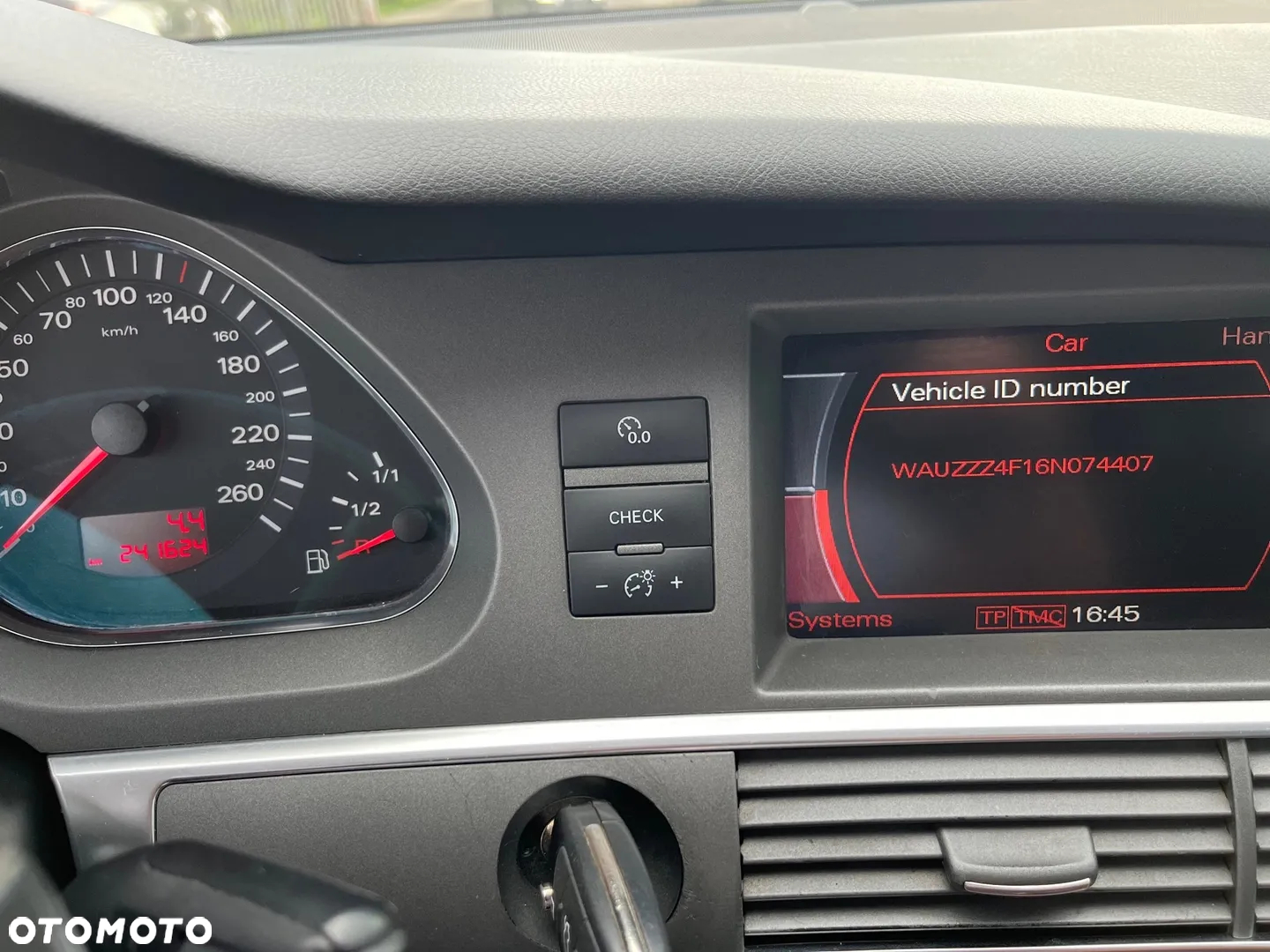 Audi A6 - 12