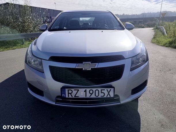 Chevrolet Cruze 1.6 LT - 3