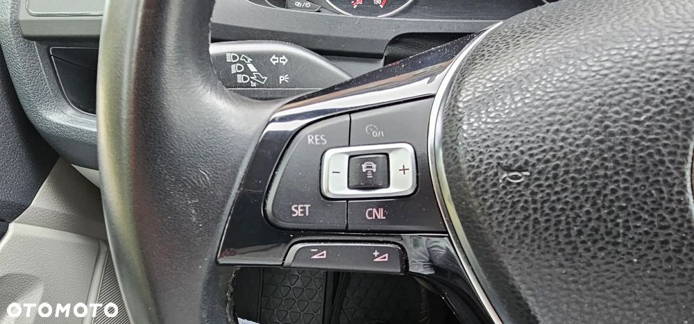 Volkswagen Caravelle 2.0 TDI L2 Trendline DSG - 38