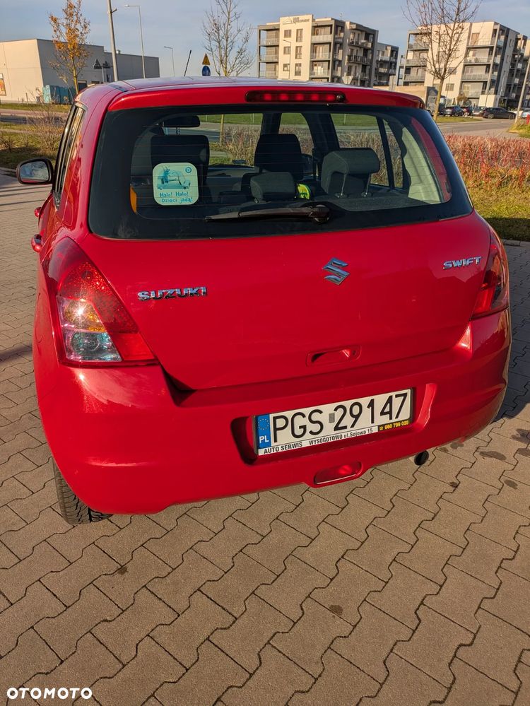 Suzuki Swift 1.3 DDiS GLX / Comfort - 8