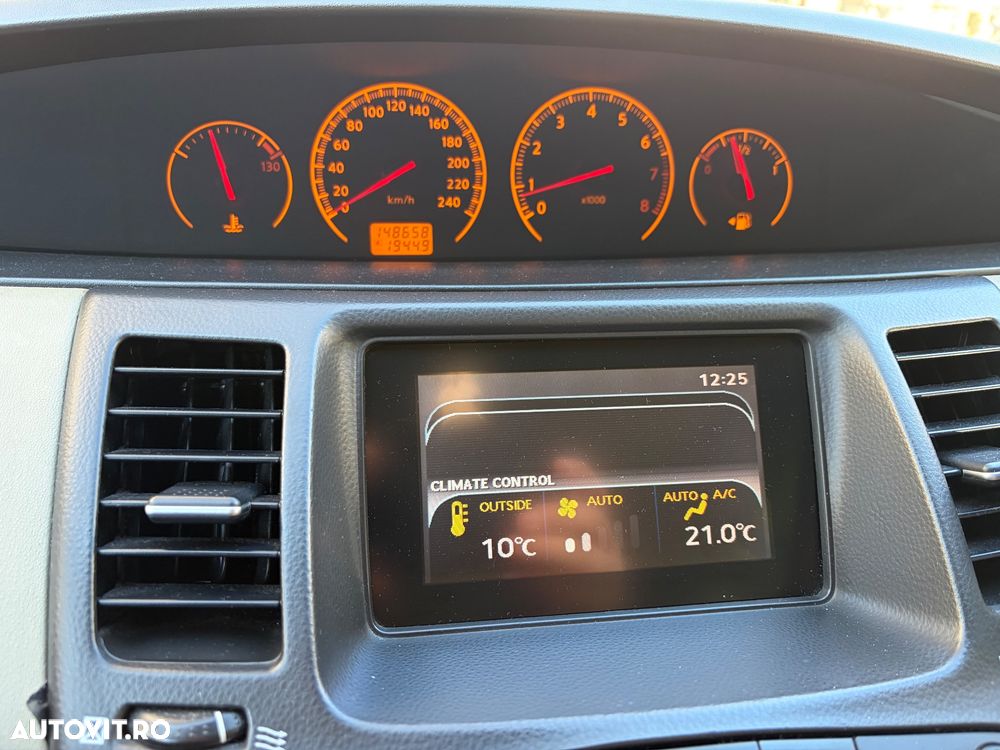 Nissan Primera - 5