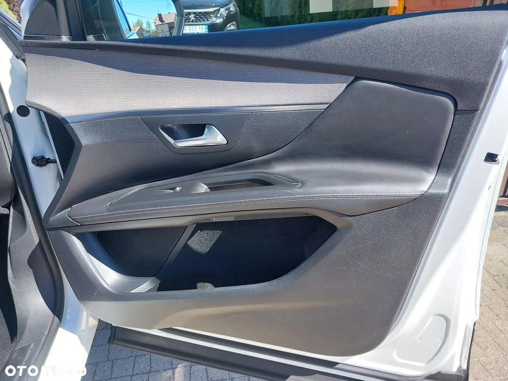 Peugeot 3008 BlueHDi 180 Stop & Start EAT6 GT - 31