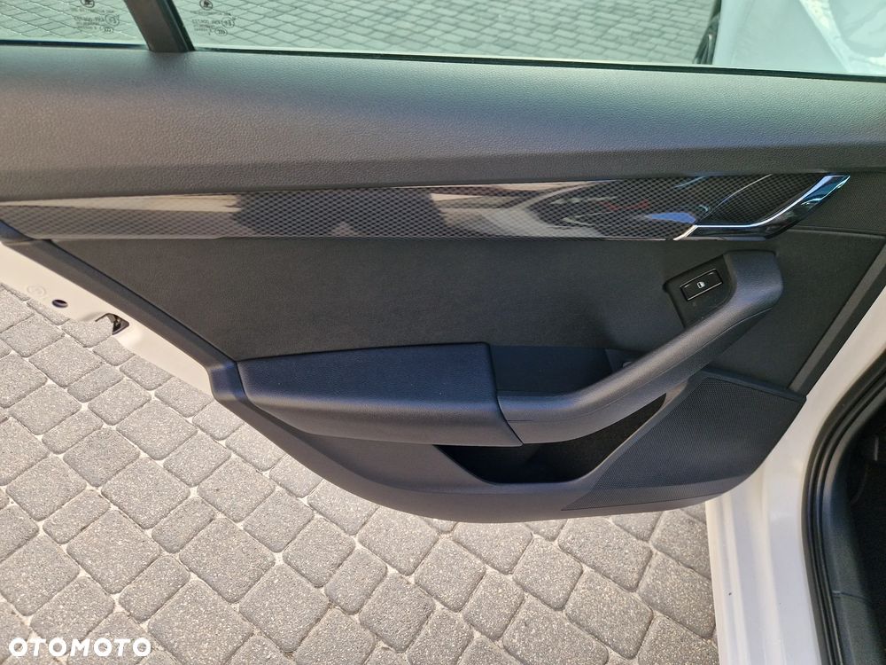 Skoda Octavia III Combi Diesel RS - 15