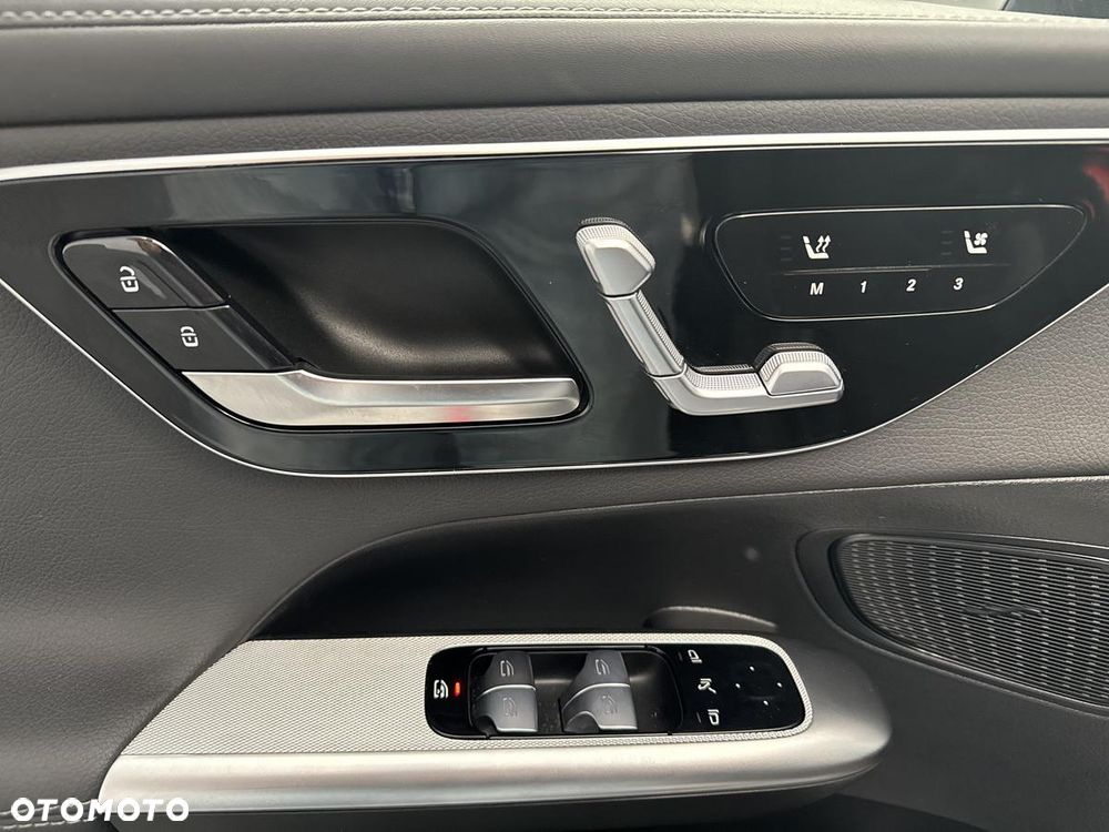 Mercedes-Benz GLC 220 d mHEV 4-Matic AMG Line - 12