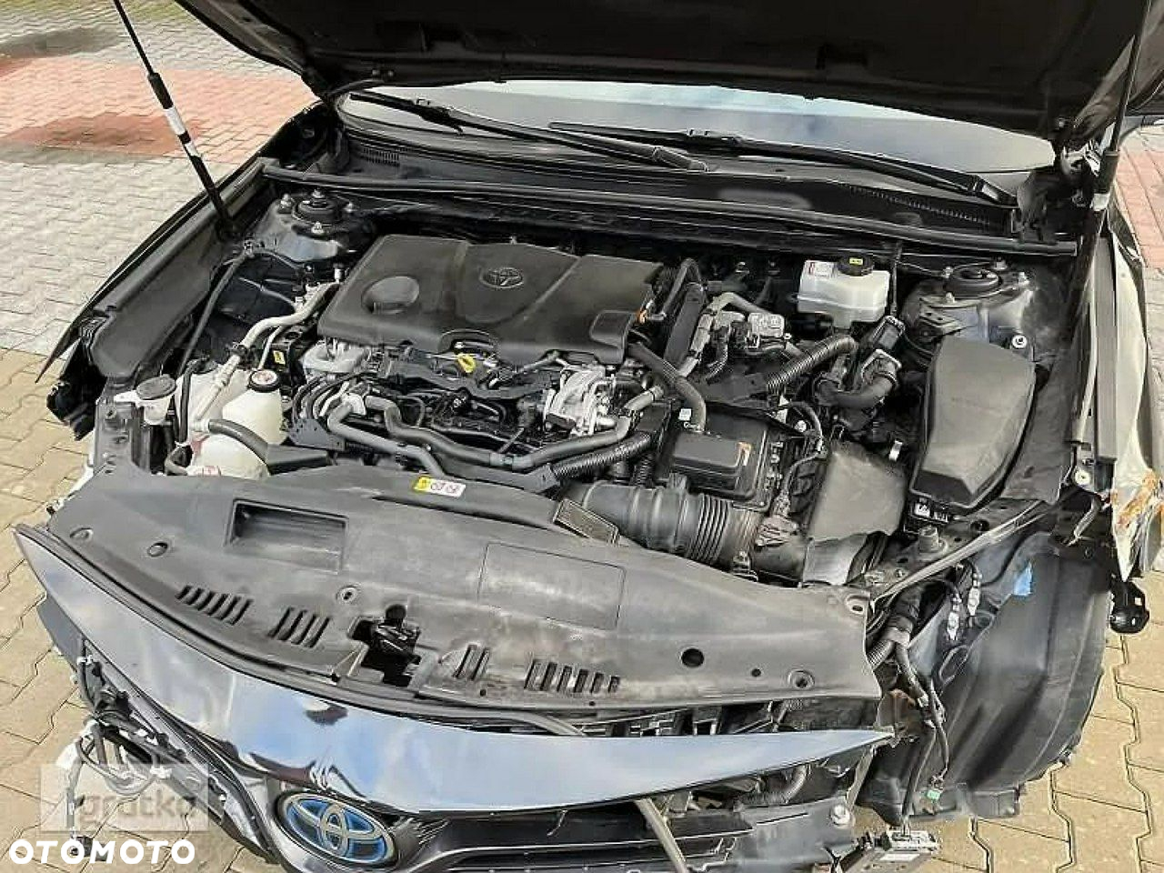 Toyota Camry - 8