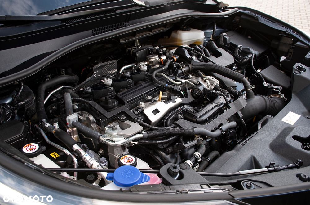 Toyota C-HR 1.2 T Prestige CVT - 7