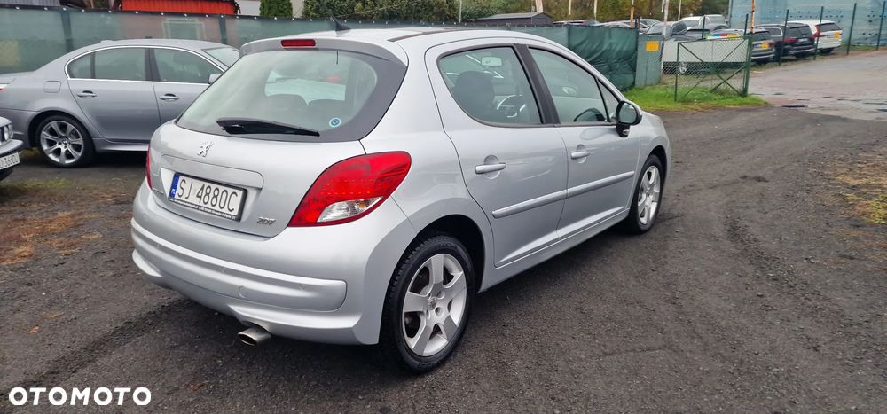 Peugeot 207 120 Automatik Sport - 26