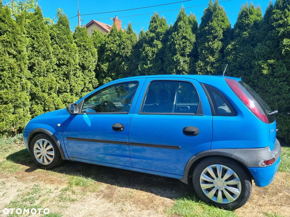 Opel Corsa - 3