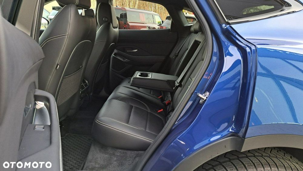 Jaguar E-Pace - 16