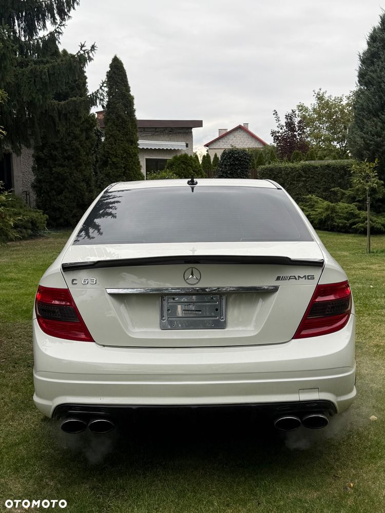 Mercedes-Benz Klasa C 63 AMG 7G-TRONIC - 6