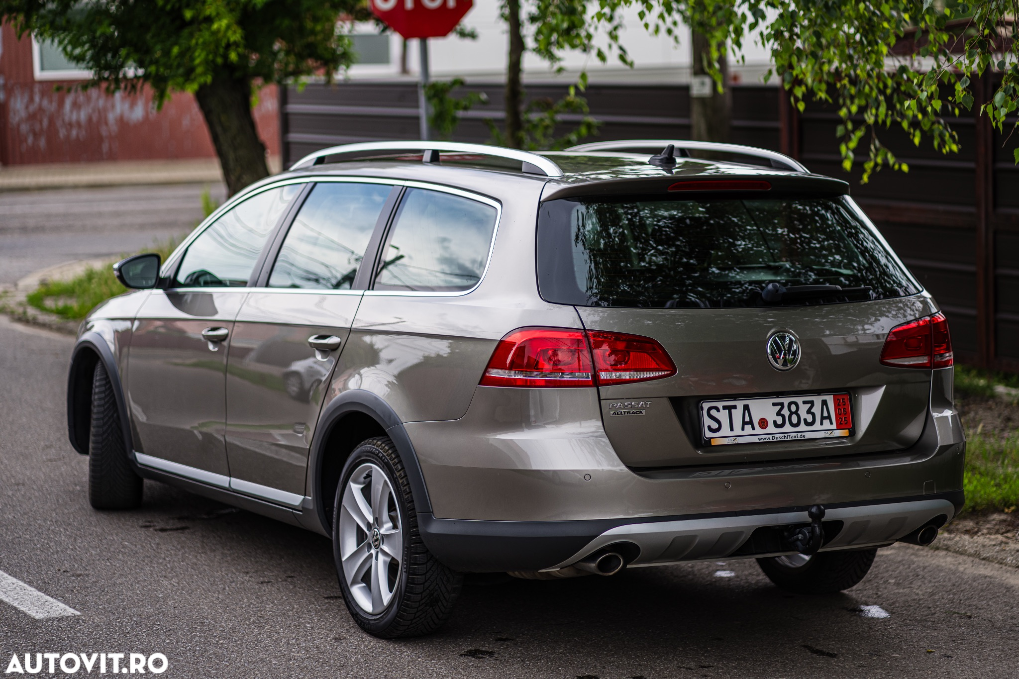 Volkswagen Passat Alltrack 2.0 TDI 4Motion DSG BlueMotion Tec - 2