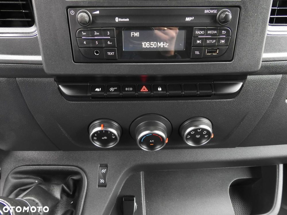 Renault MASTER  PLANDEKA 10 PALET WEBASTO TEMPOMAT LEDY PNEUMATYKA KLIMATYZACJA  165KM - 35