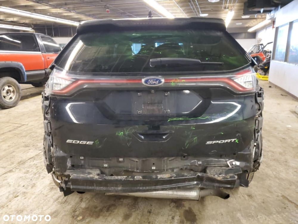 Ford Edge - 23