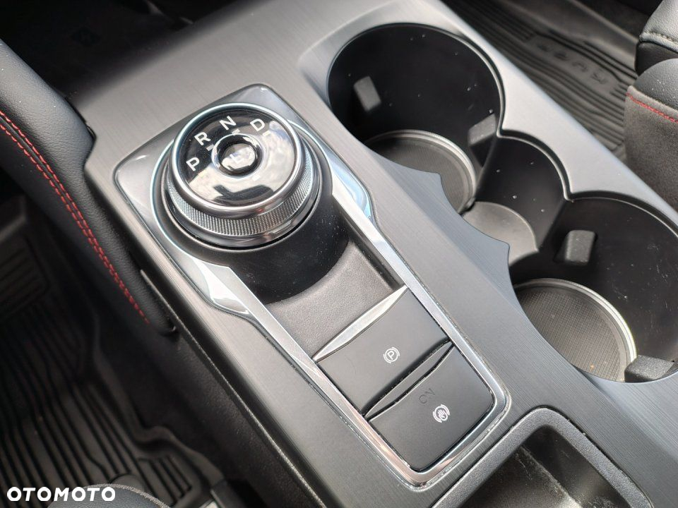 Ford Kuga - 21