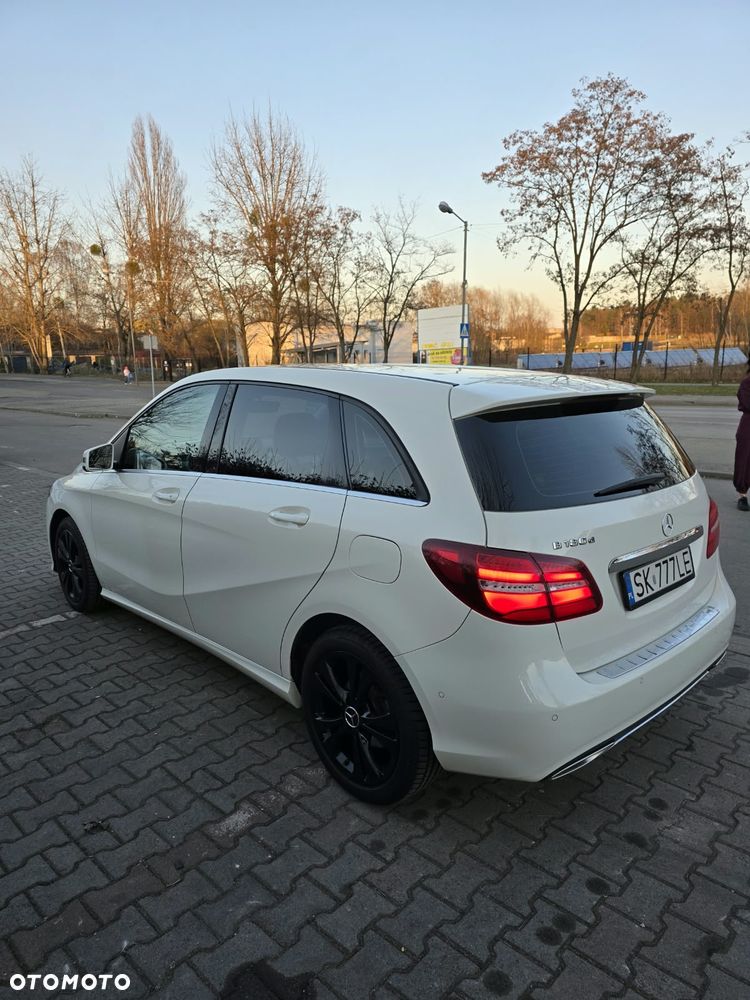 Mercedes-Benz B-Class 2016 photo 3