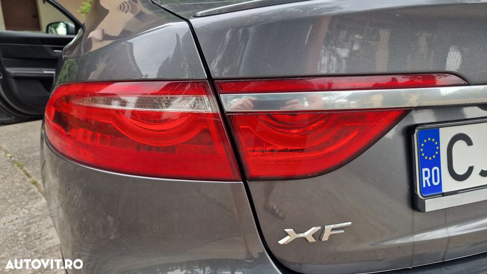 Jaguar XF - 29