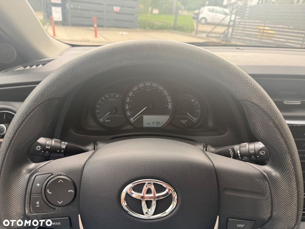 Toyota Auris 1.33 VVT-i Active - 8