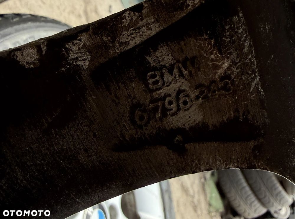 Felgi 17' koła 6796243 BMW F30 F31 5x120 7,5Jx17H2 ET37 centr 72,6 koło felga OE - 10
