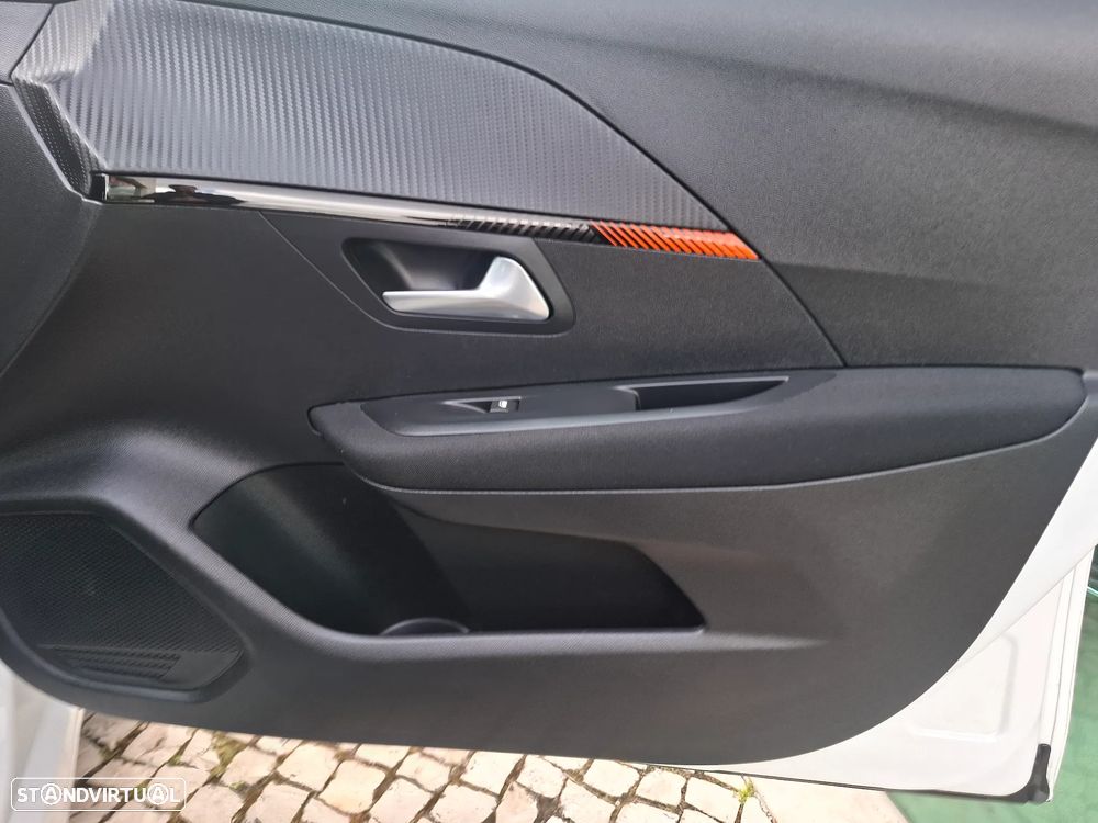 Peugeot 208 PureTech 75 Active - 44