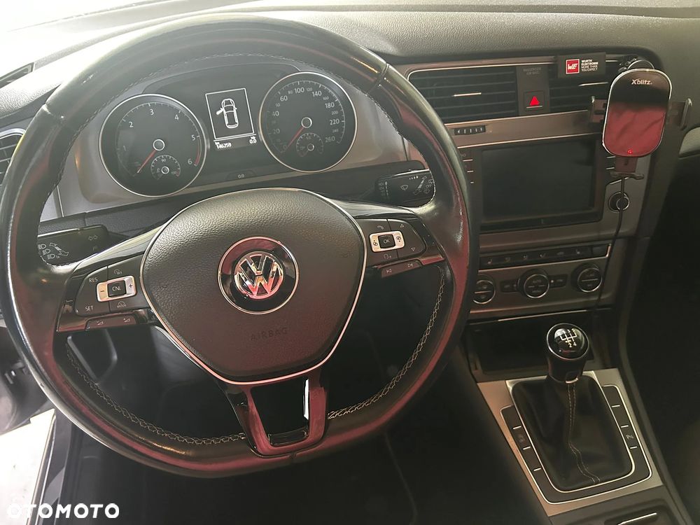 Volkswagen Golf 1.6 TDI BlueMotion Trendline - 6