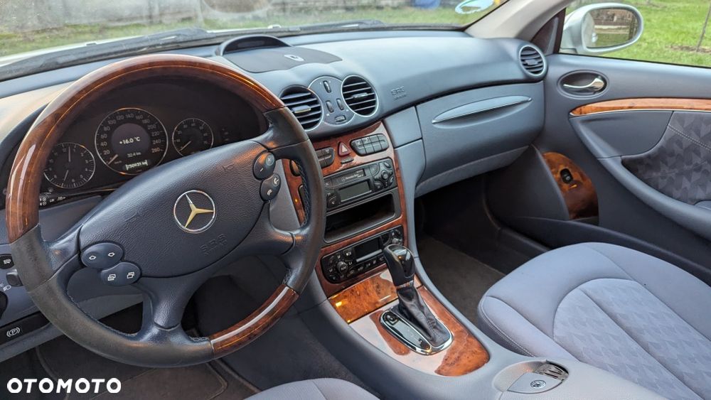 Mercedes-Benz CLK - 8