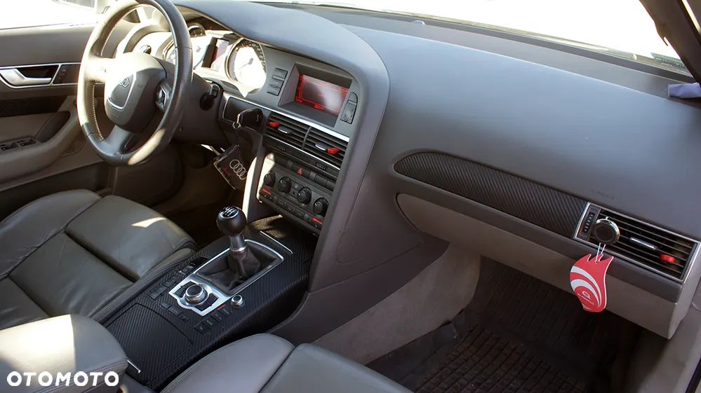 Audi A6 - 8