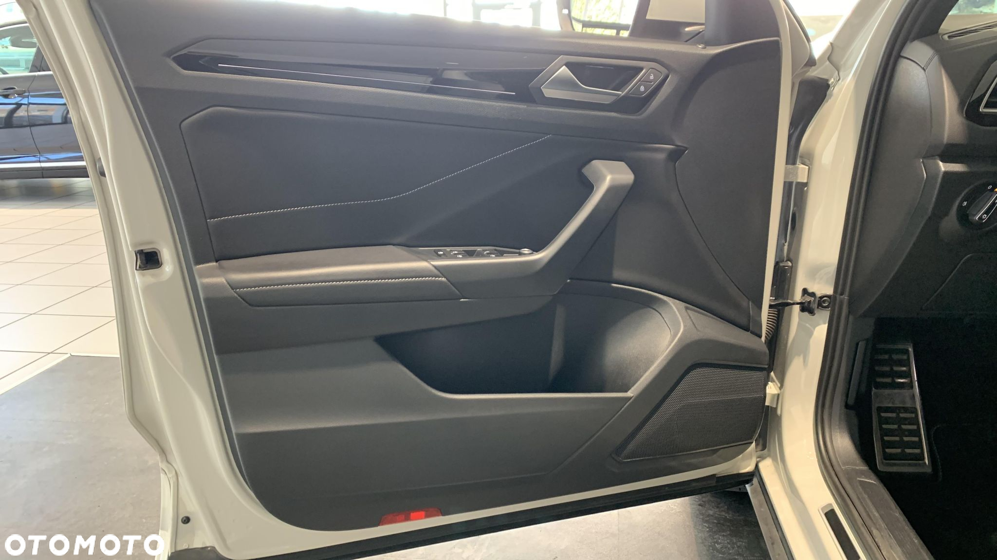 Volkswagen T-Roc 2.0 TSI 4Motion R-Line DSG - 10