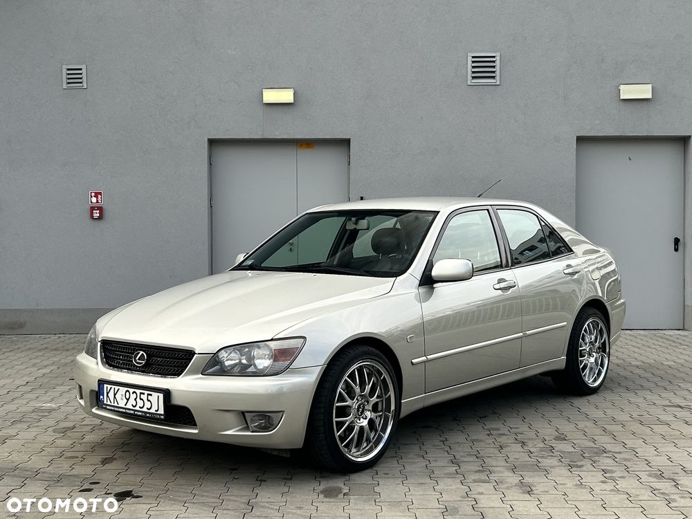 Lexus IS 200 Classic - 3
