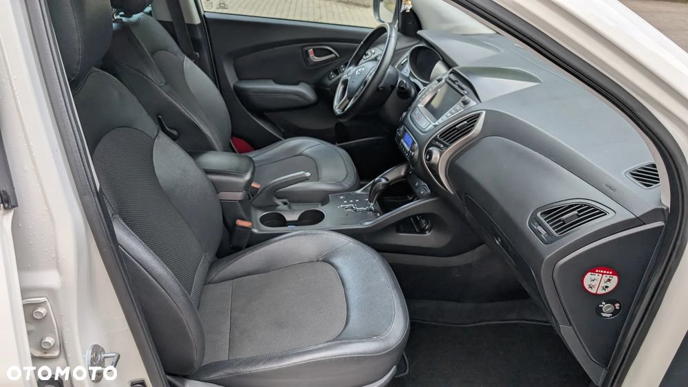 Hyundai ix35 2.0 CRDi 4WD Automatik Finale Silver - 8