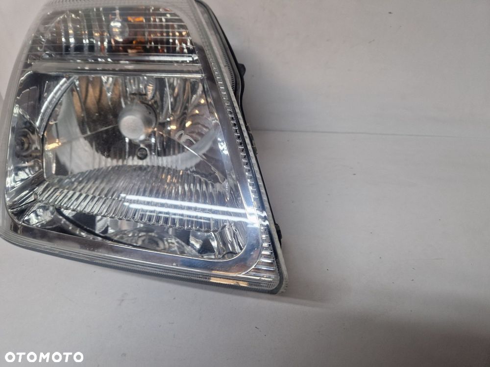 CITROEN C2 LAMPA PRAWA PRZÓD PRZEDNIA EU 9680128180 - 6