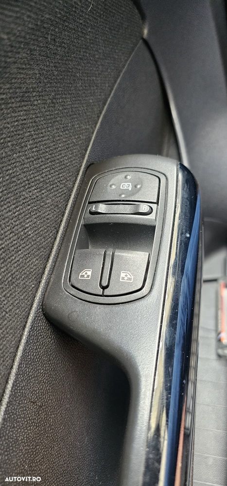 Opel Corsa 1.2 Enjoy - 6